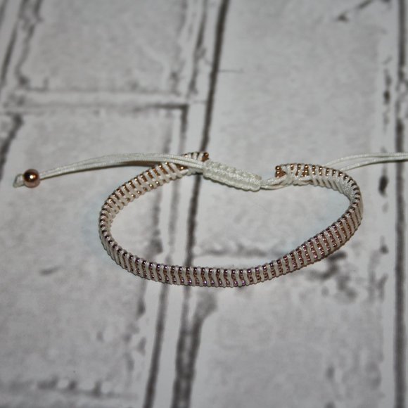 Beautiful white and rose gold adjustable bracelet - Picture 2 of 4
